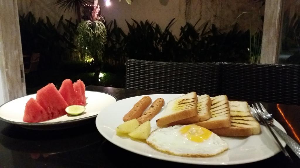 Sugiras Living Hotel Denpasar  Ngoại thất bức ảnh