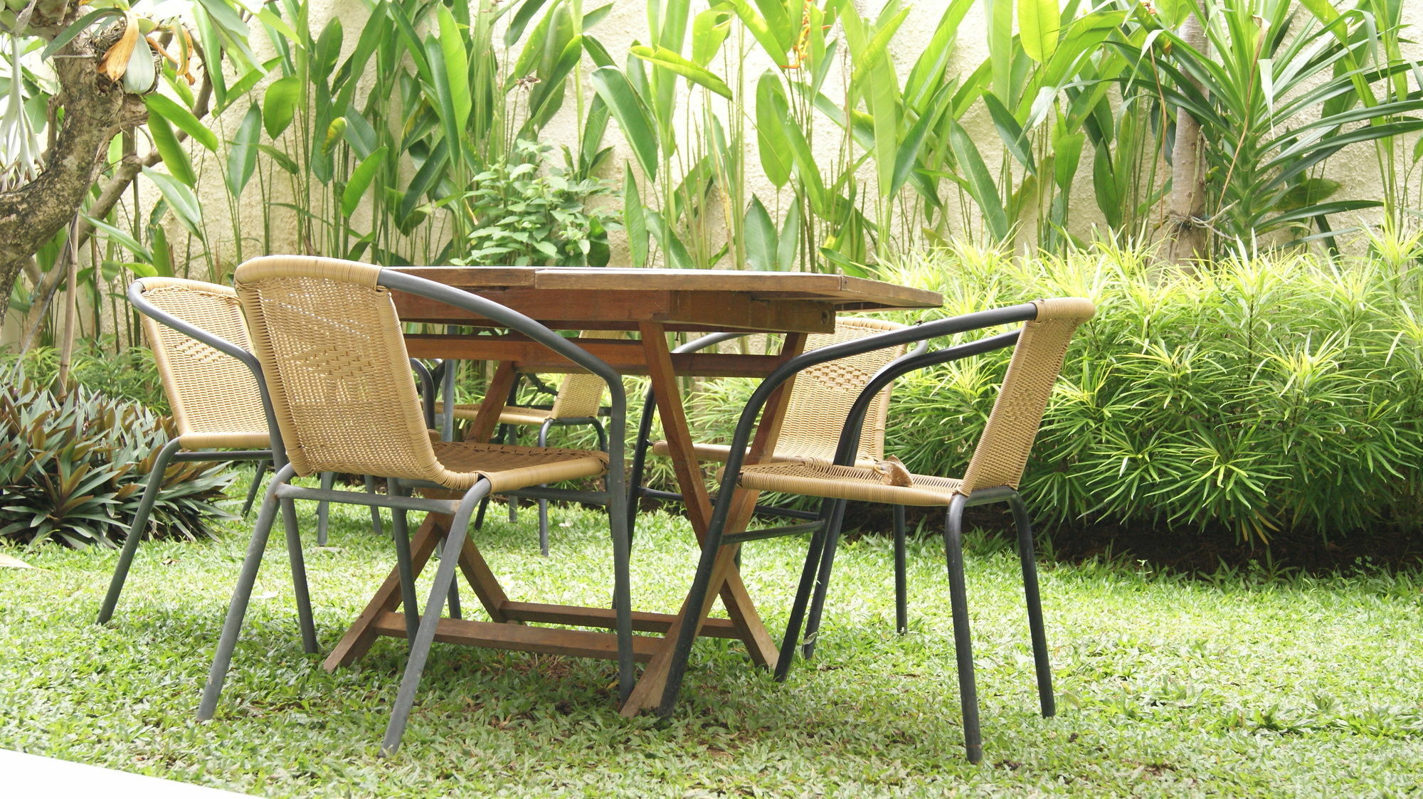 Sugiras Living Hotel Denpasar  Ngoại thất bức ảnh