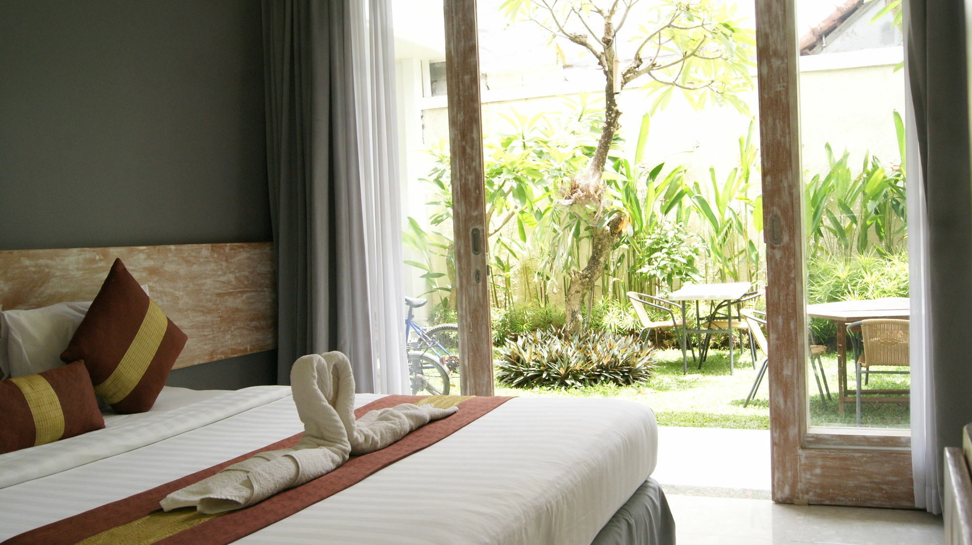 Sugiras Living Hotel Denpasar  Ngoại thất bức ảnh