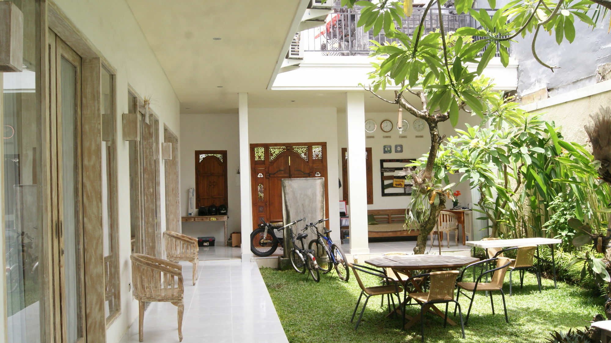 Sugiras Living Hotel Denpasar  Ngoại thất bức ảnh